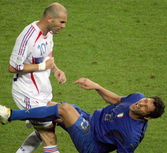 لحظات كرة القدم الأيقونية