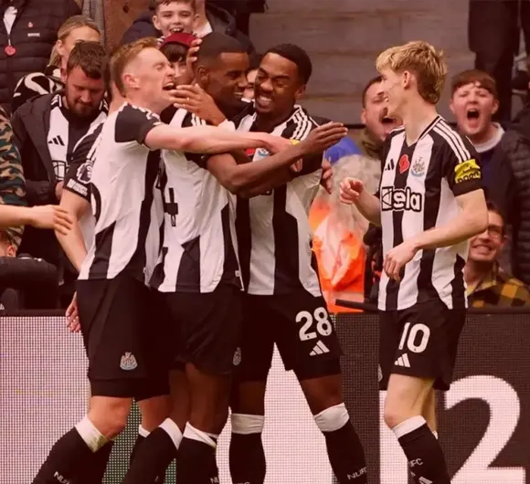 نيوكاسل يونايتد 1-0 آرسنال: رأسية إيزاك تمنح المضيف فوزًا قويًا بينما يتعثر آرسنال في سباق اللقب