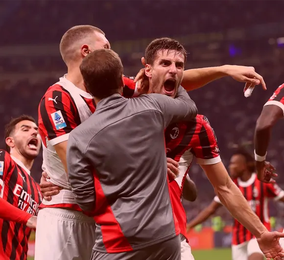 انتر ميلان 1-2 ميلان: هدف الفوز برأسية ماتيو جابيا في الدقيقة الأخيرة من مباراة الديربي يخفف الضغط على المدرب باولو فونسيكا