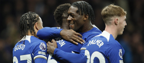 تشيلسي يحقق فوزًا ساحقًا على توتنهام بتسعة لاعبين